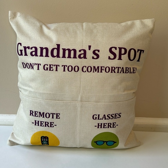 NEW Grandma’s Pillow with 2 pockets for Remote Control & Eye Glasses storage - Picture 3 of 5